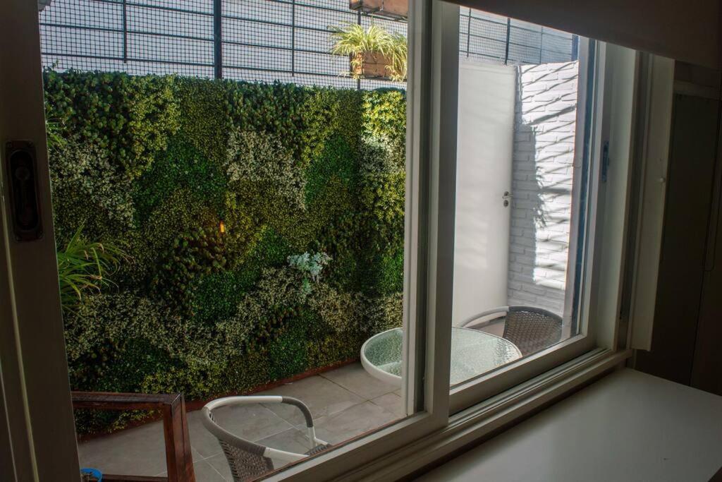 Hermoso Y Comodo Alojamiento Con Patio En Nunez บัวโนสไอเรส ภายนอก รูปภาพ